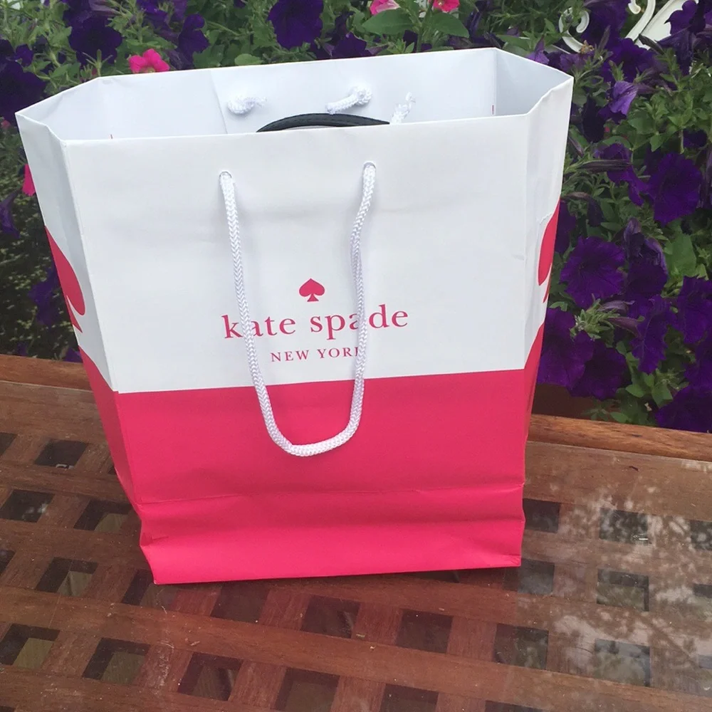 LIKE NEW KATE SPADE CROSSBODY - Picture 14 of 15